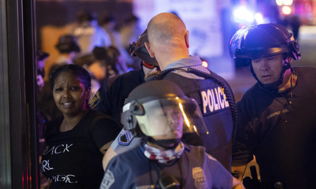 minneapolis police arrest protester