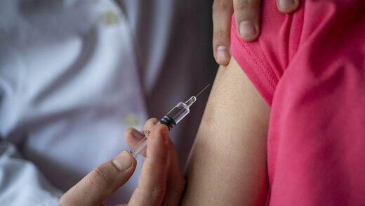 child vaccinated vaccine