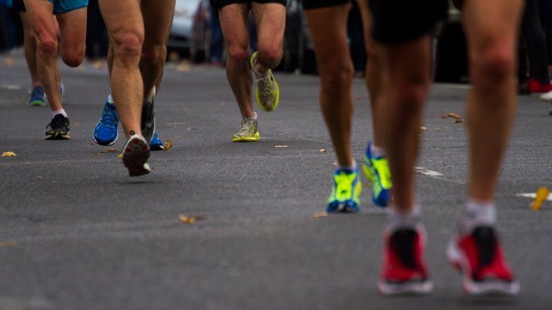 Click to enlarge people jogging