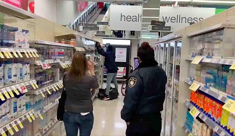 Click to enlarge thief walgreens bicycle