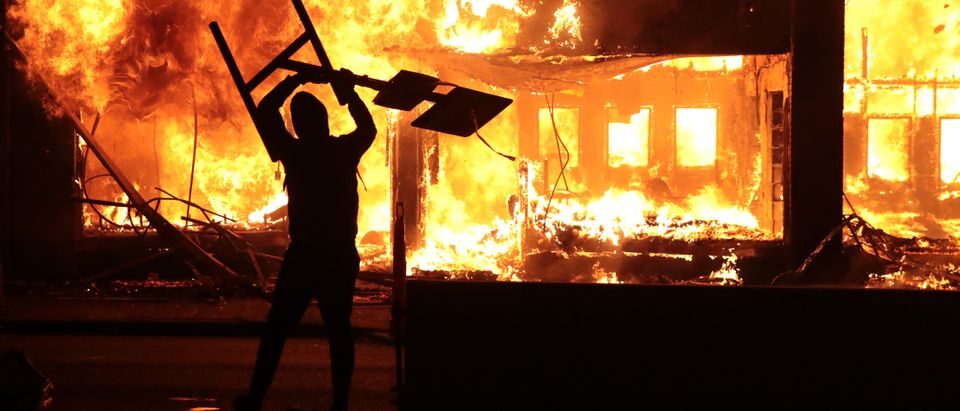 antifa fire courthouse burn virginia