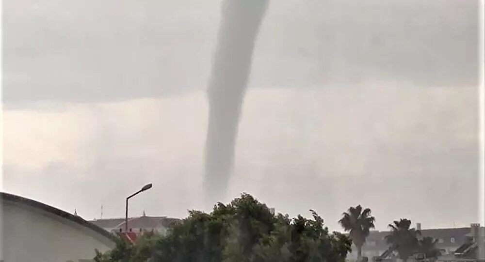 Click to enlarge waterspout