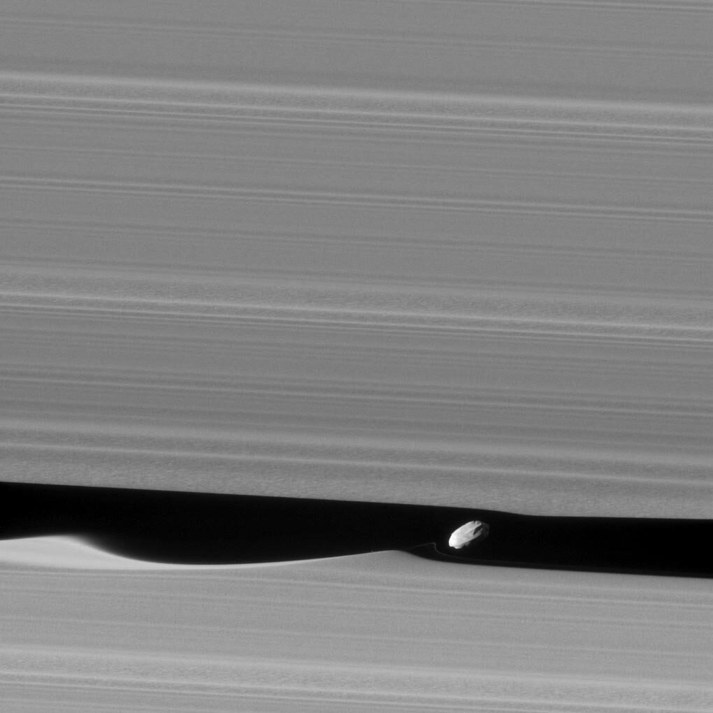 saturn moon gaps rings