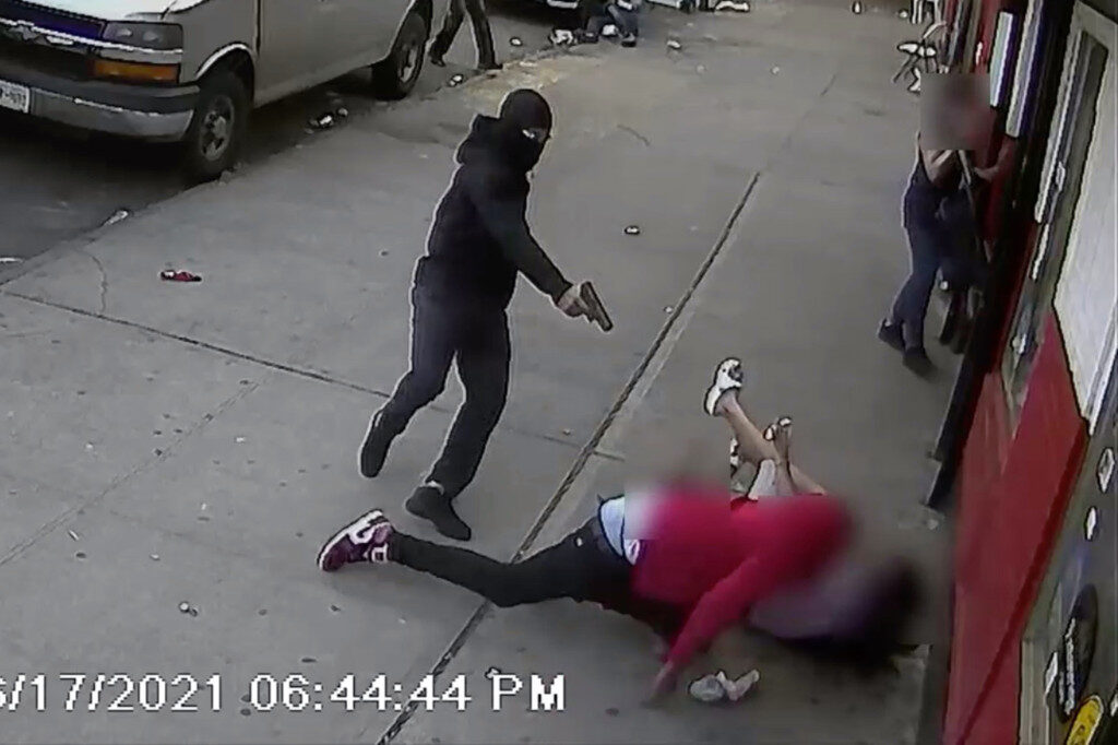 Click to enlarge bronx shooting 2