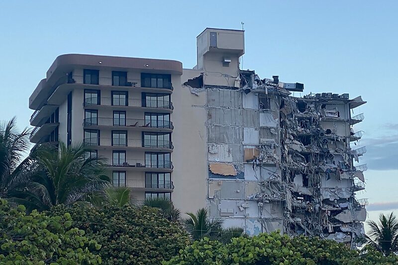 Click to enlarge miami apartment collapse