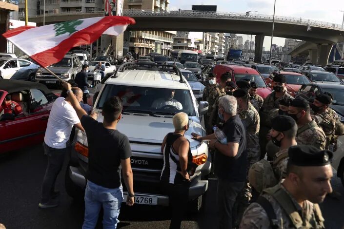 Click to enlarge protests lebanon economy