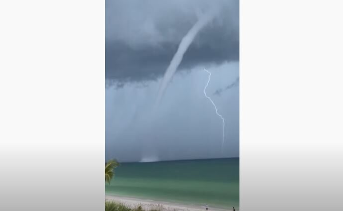 Florida waterspout