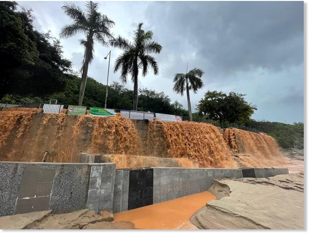 Heavy torrential rainstorm leads to severe flooding, landslides and a