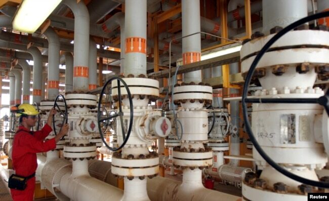 Click to enlarge iran energy