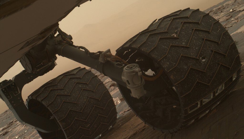 Click to enlarge Curiosity mars