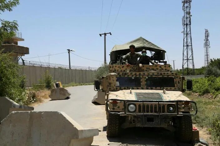 Click to enlarge afghan soldiers bagram air base taliban