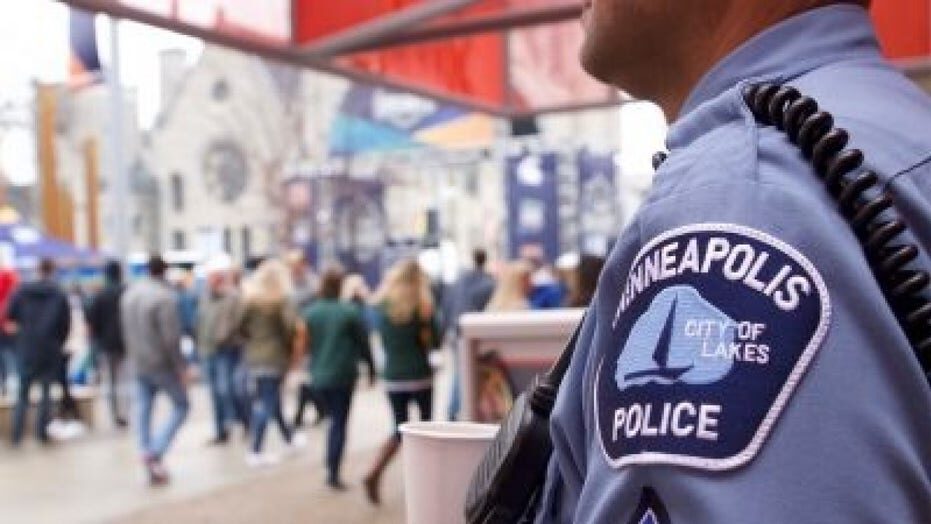 Click to enlarge minneapolis police officer