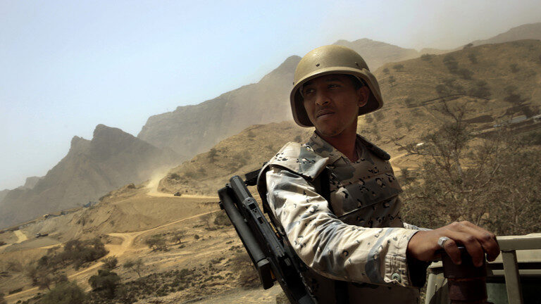 Click to enlarge soldier Saudi Arabia