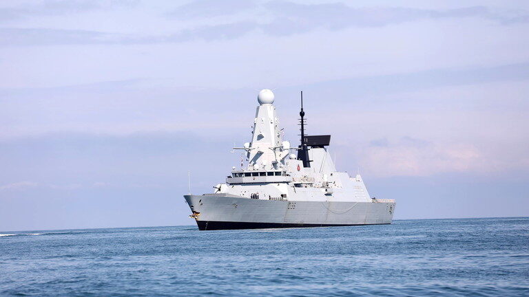 hms defender