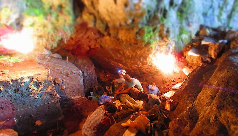 Satsurblia cave