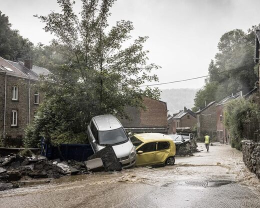 Western Europe inundated with yet more heavy rainfall - Rivers burst banks in Belgium, France and Germany - At least 90 killed, 1300 missing (UPDATE)