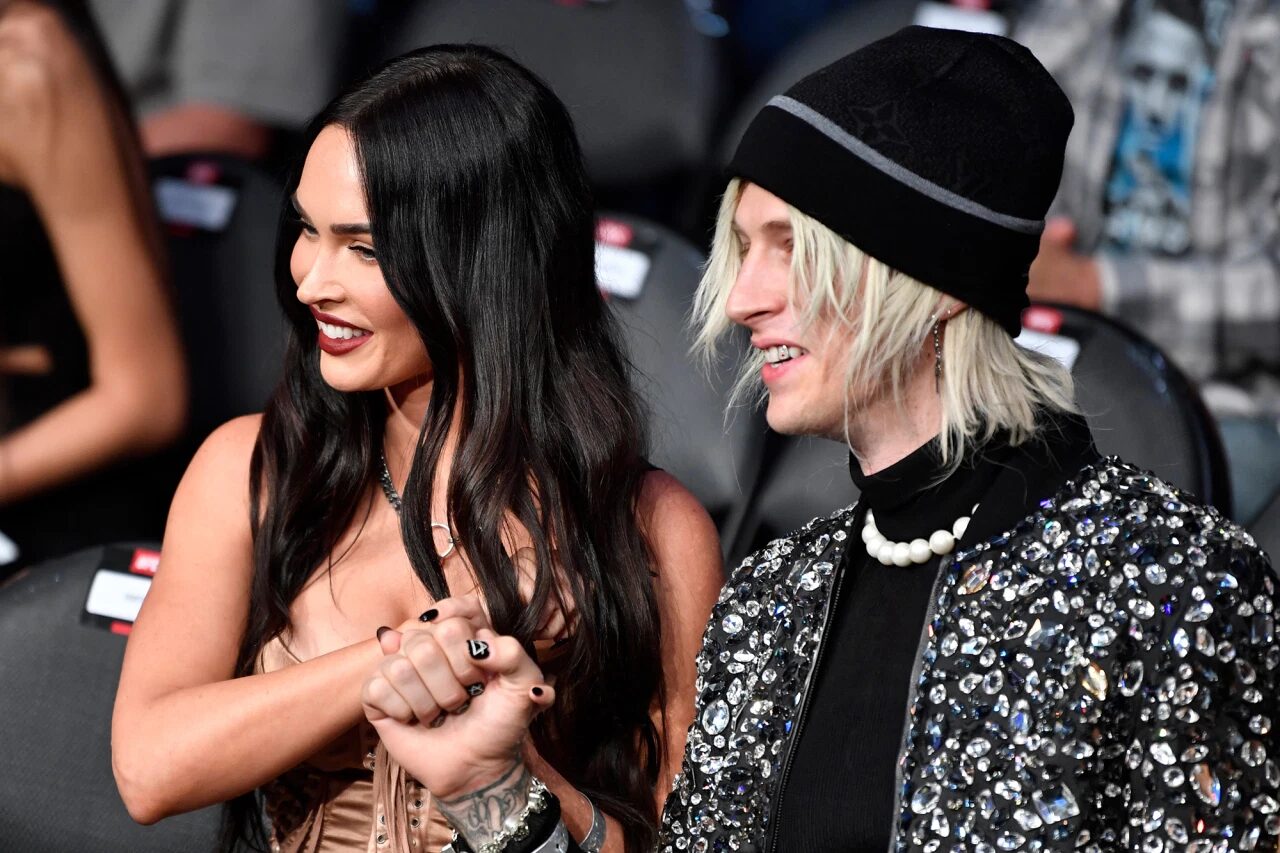 Click to enlarge megan fox machine gun kelly