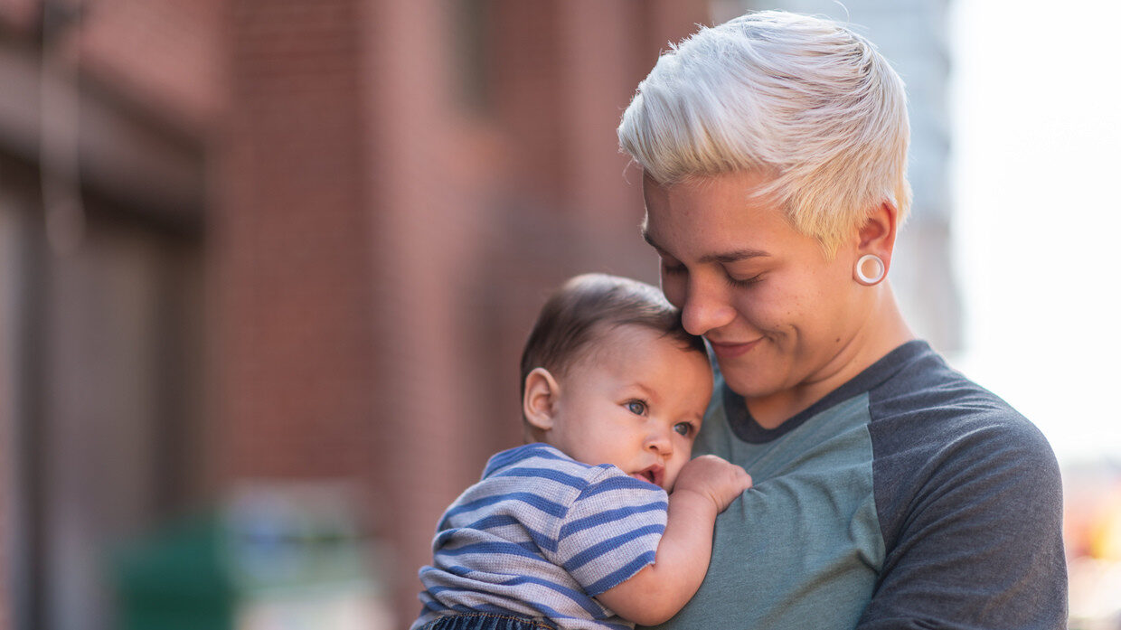 Click to enlarge SJW baby chestfeeding
