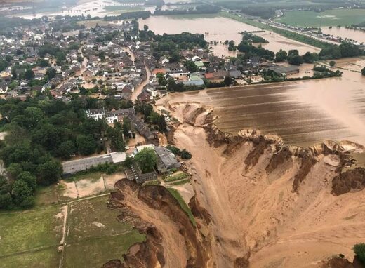 Click to enlarge floods germany belgium