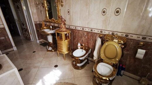 golden toilet bowl