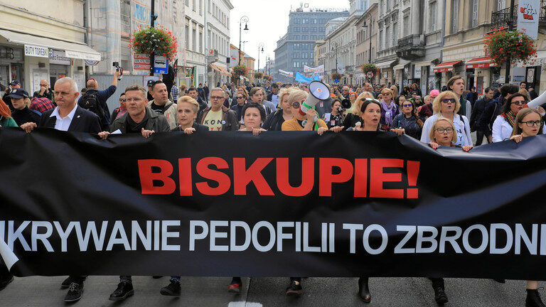 Click to enlarge Bishop pedophilia poland