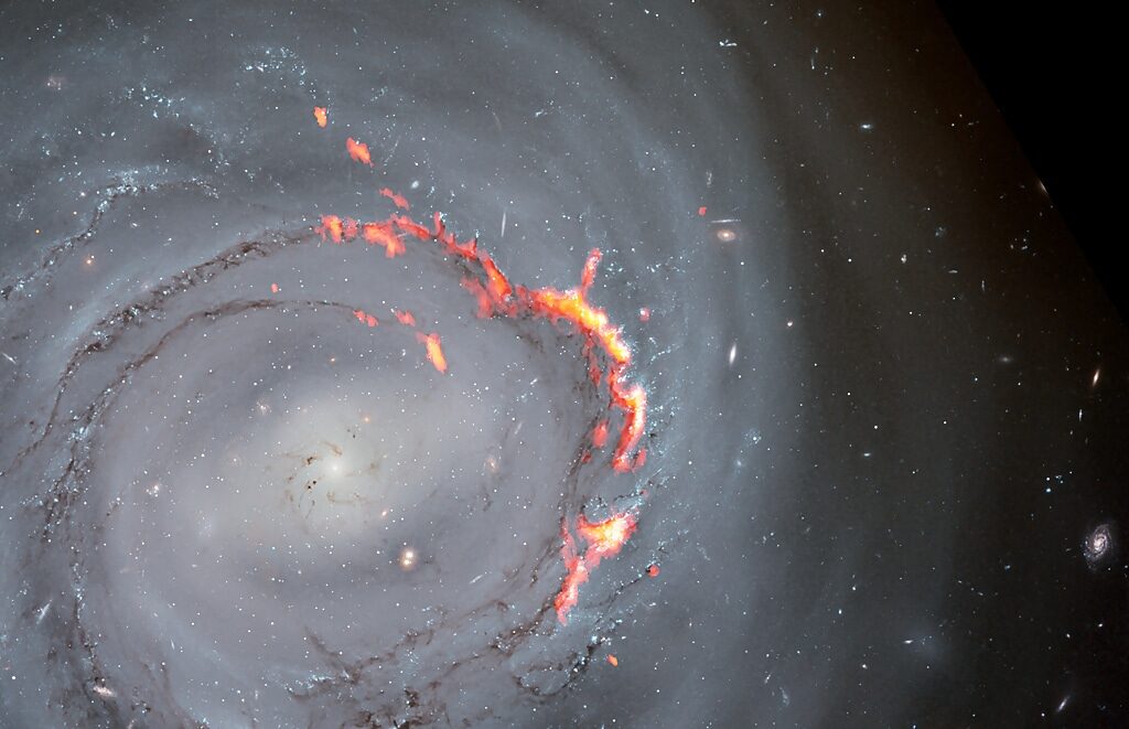 gas re accretion galaxies hubble