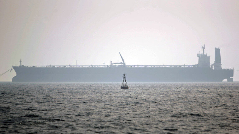 Click to enlarge oil tanker
