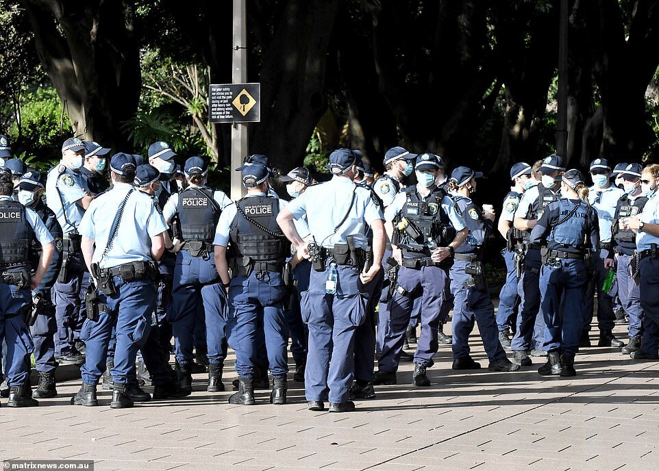 lockdown australia