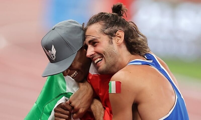 Mutaz Essa Barshim of Qatar and Gianmarco Tamberi of Ital7 share gold medal