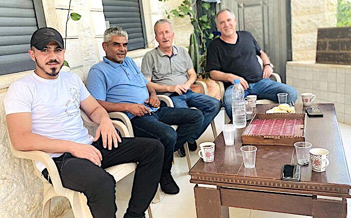 4 guys