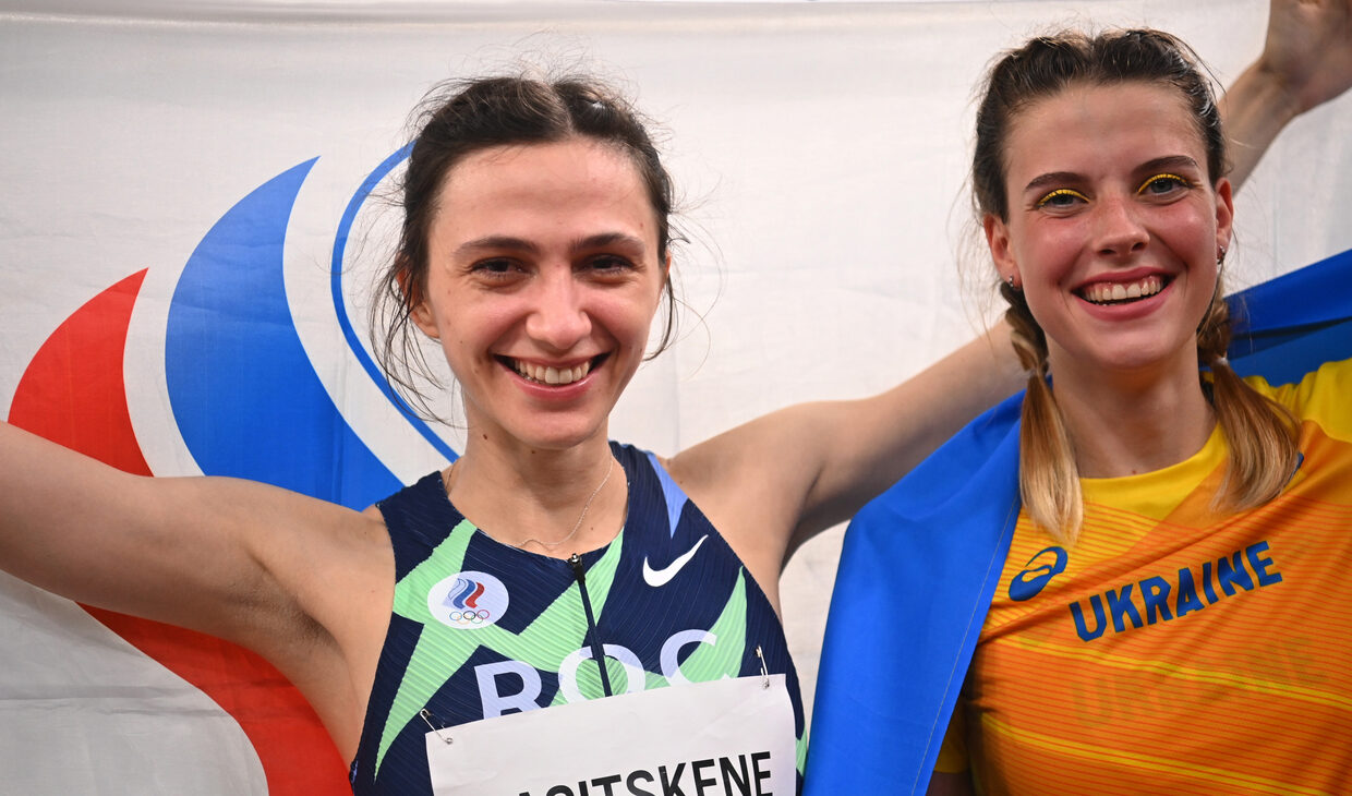 Click to enlarge Yaroslava Mahuchikh hugged Mariya Lasitskene