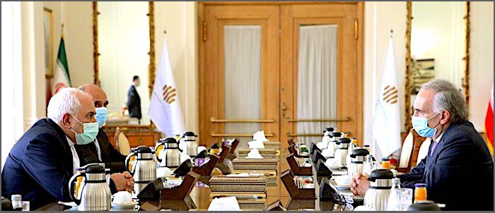 Click to enlarge Zarif /Arnault