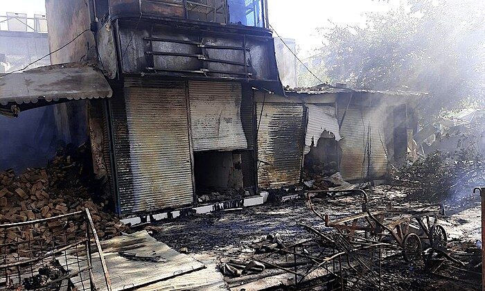 Click to enlarge smoke Kunduz shop