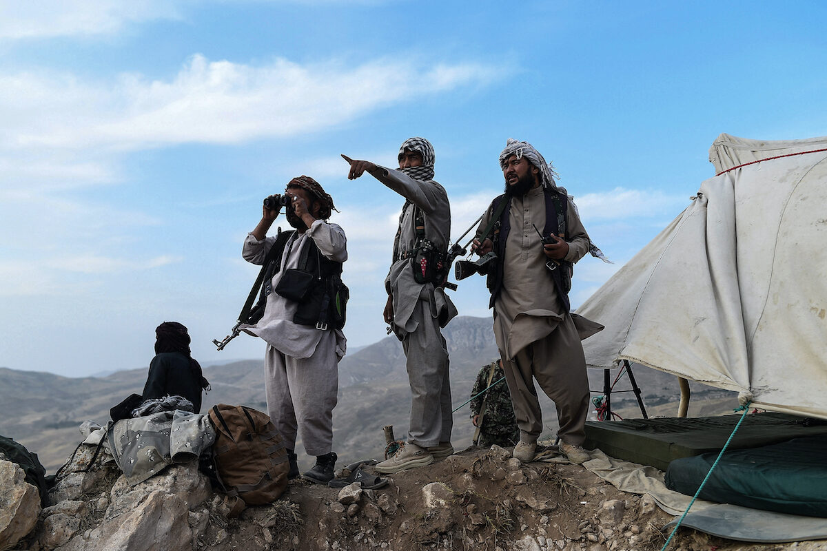 Afghan militia fighters