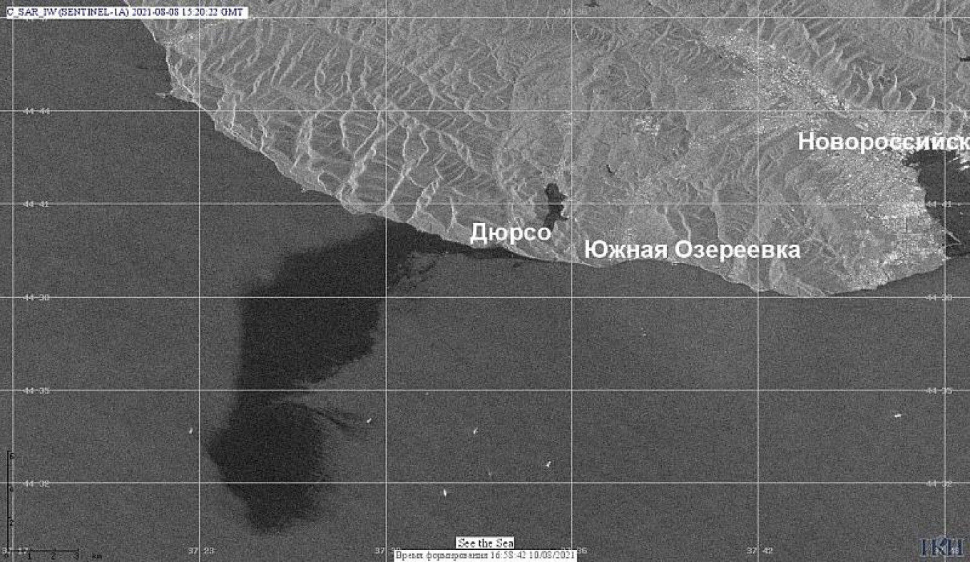 Click to enlarge oil spill