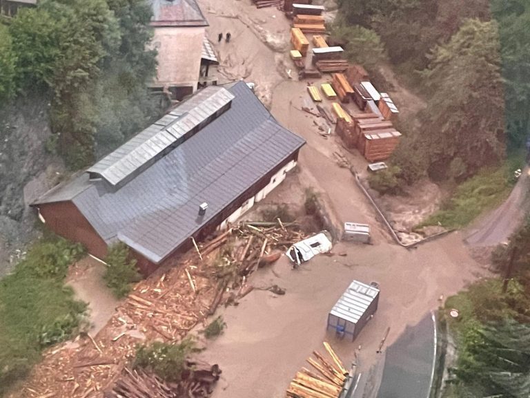 Click to enlarge Flash flood and mudslide in Dienten, Austria, 16 August 2021.