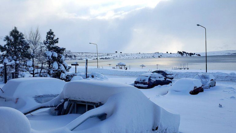 Click to enlarge The snow covered Caviahue and the temperature dropped to minus 20 degrees