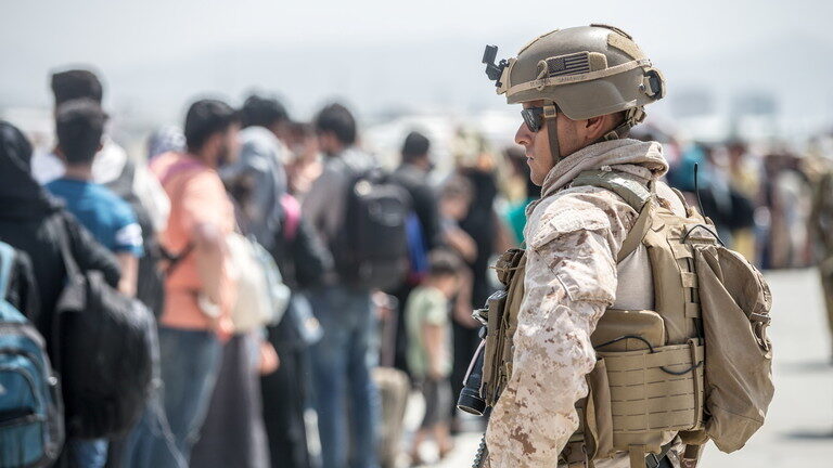 Click to enlarge afghan airport marine army