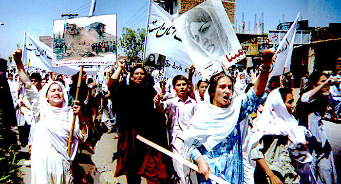 Click to enlarge women demonstration