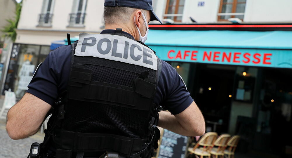 Click to enlarge french police