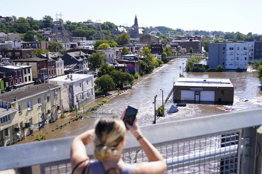 Click to enlarge Schuylkill River flood