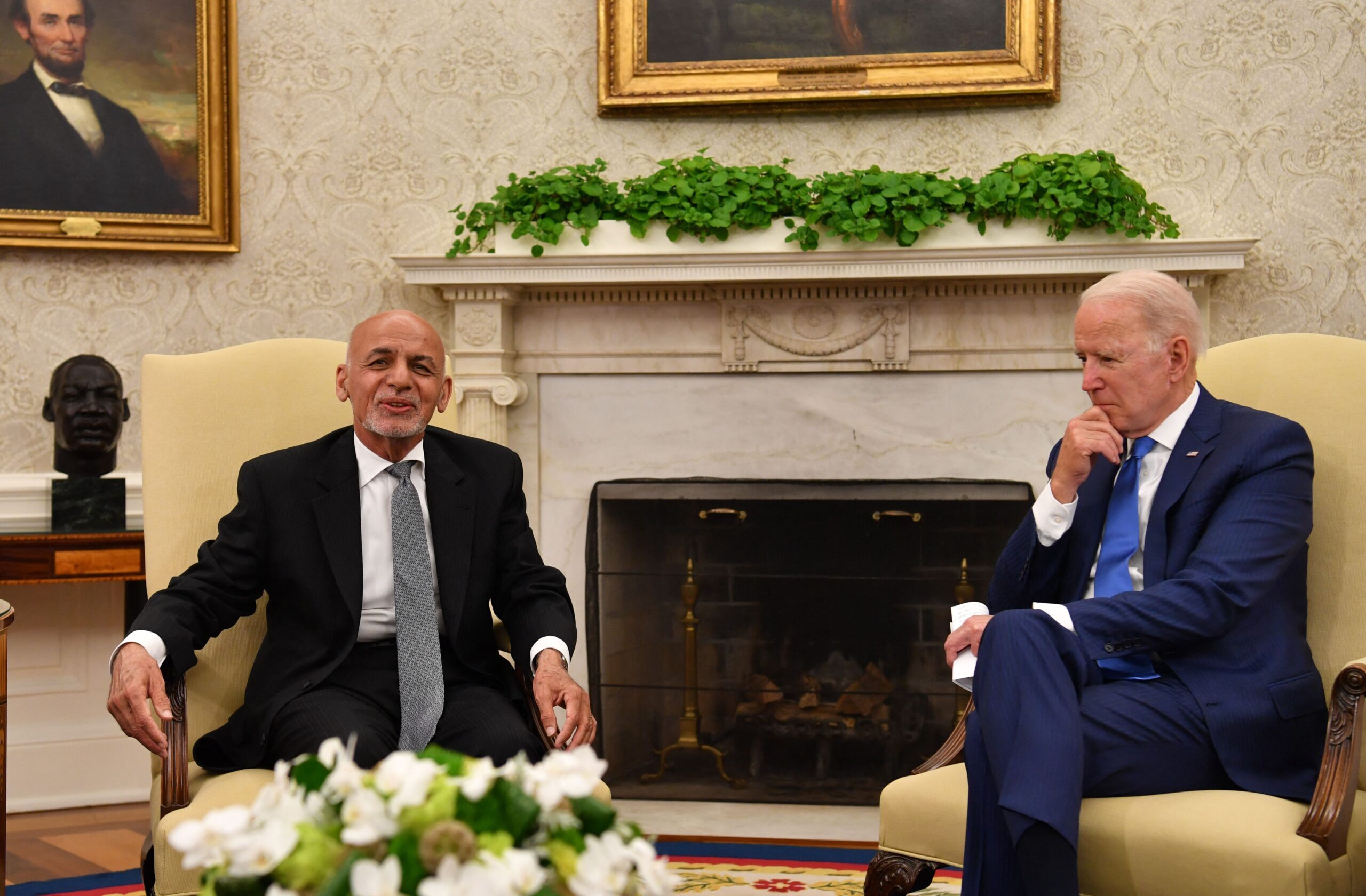 Click to enlarge biden afghan president Ashraf Ghani