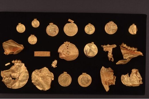 gold hoard iron age