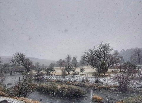 Click to enlarge Snow at Silver Streams