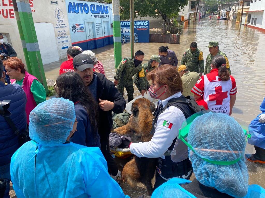 Evacuations after floods in Tula, Hidalgo, Mexico, 07 September 2021.