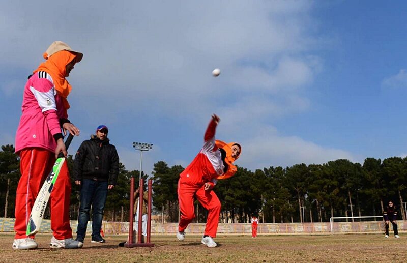 Click to enlarge women cricket sport afghanistan