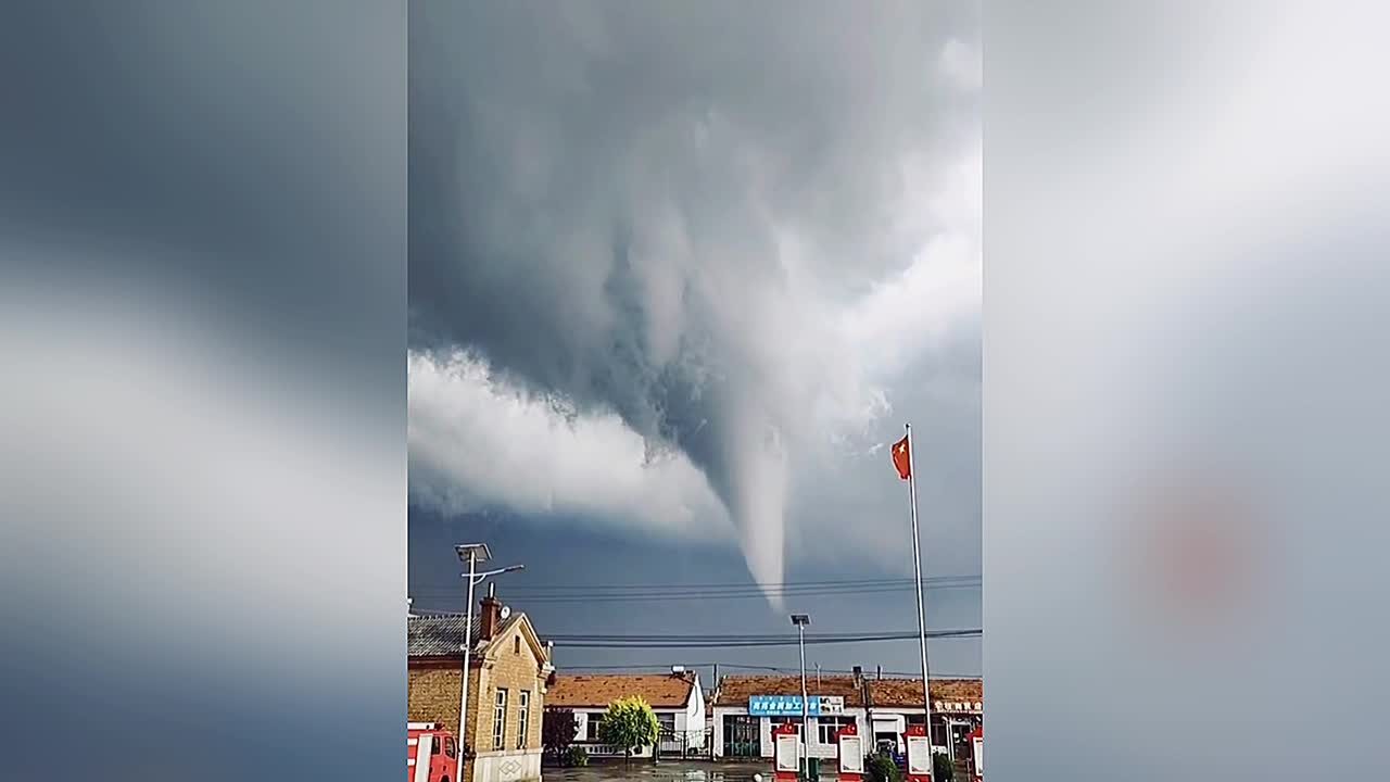 huge tornado