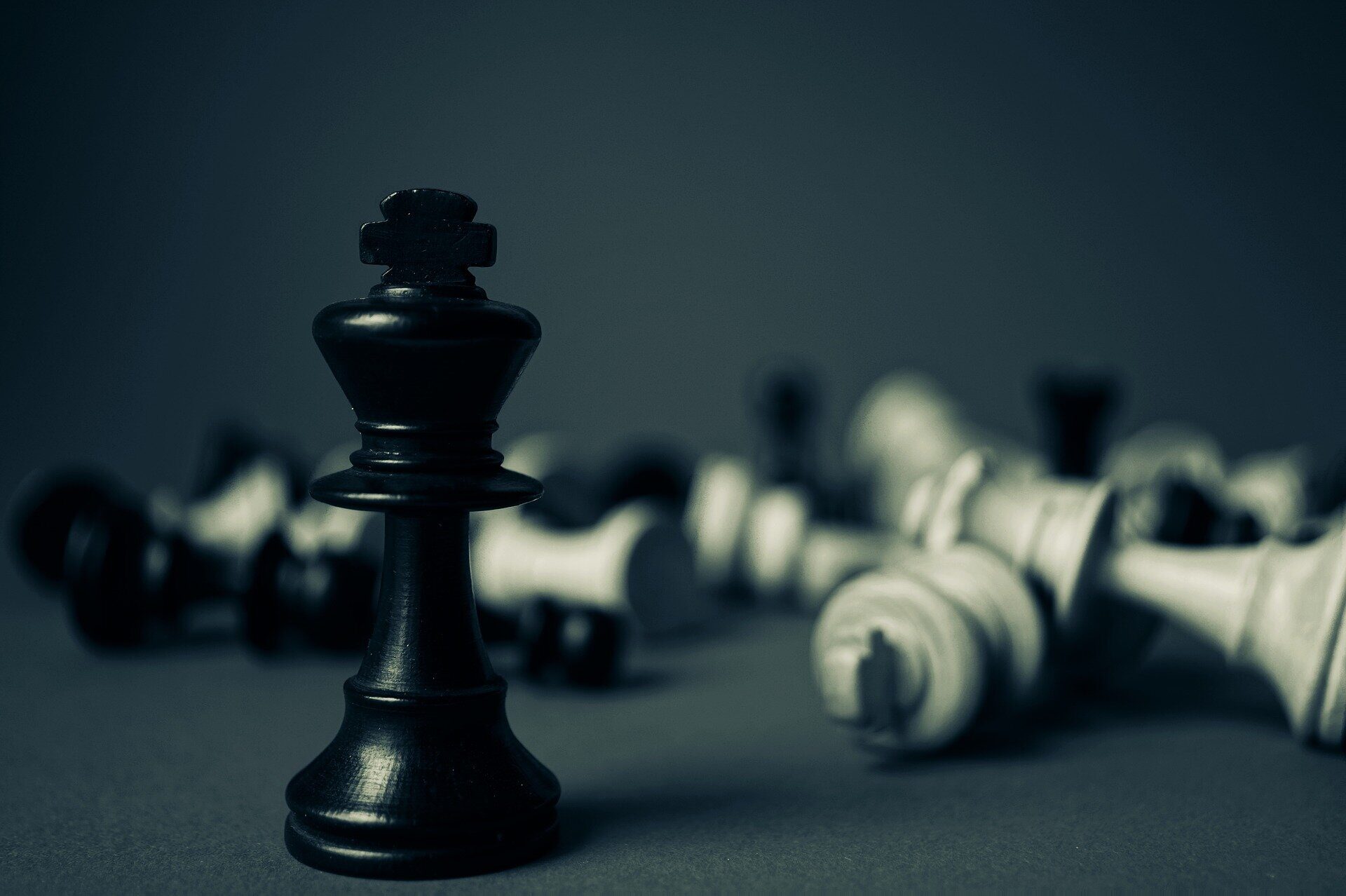 Click to enlarge chess black king standing