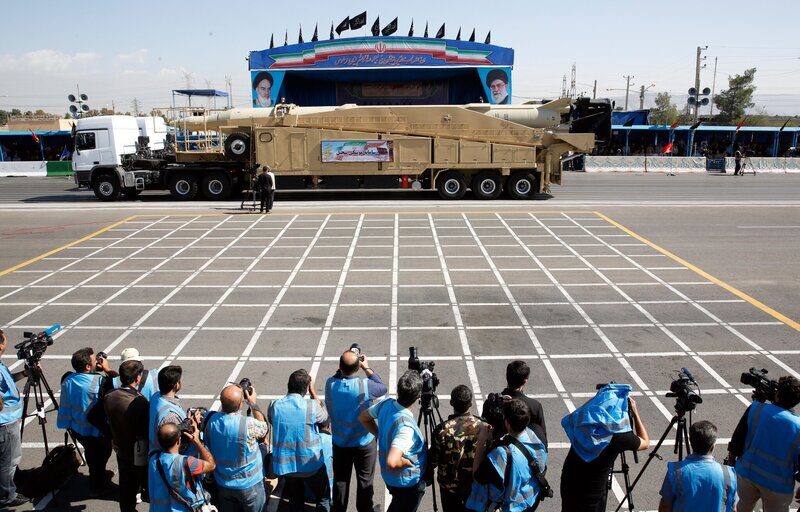 Click to enlarge iran parade
