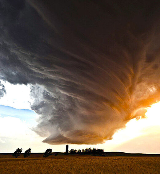 Click to enlarge storm cloud